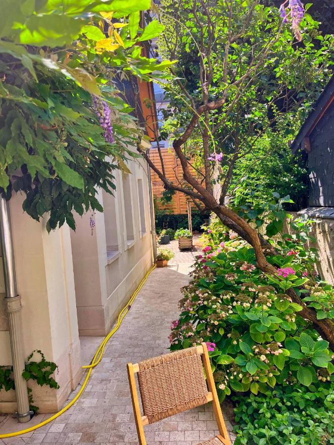 Готель Le Jardin Du Vendome Тур Екстер'єр фото